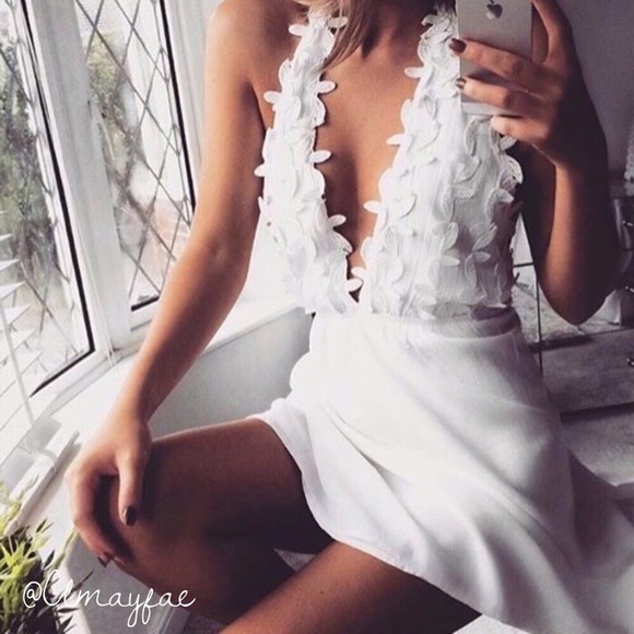 BLOWOUT SALE {LAST1} ‘Petals’ Appliqué Dress - Picture 4 of 8